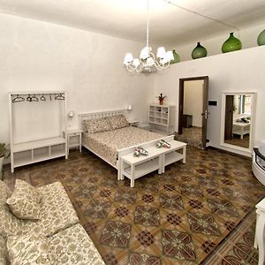 Camera con letto queen size